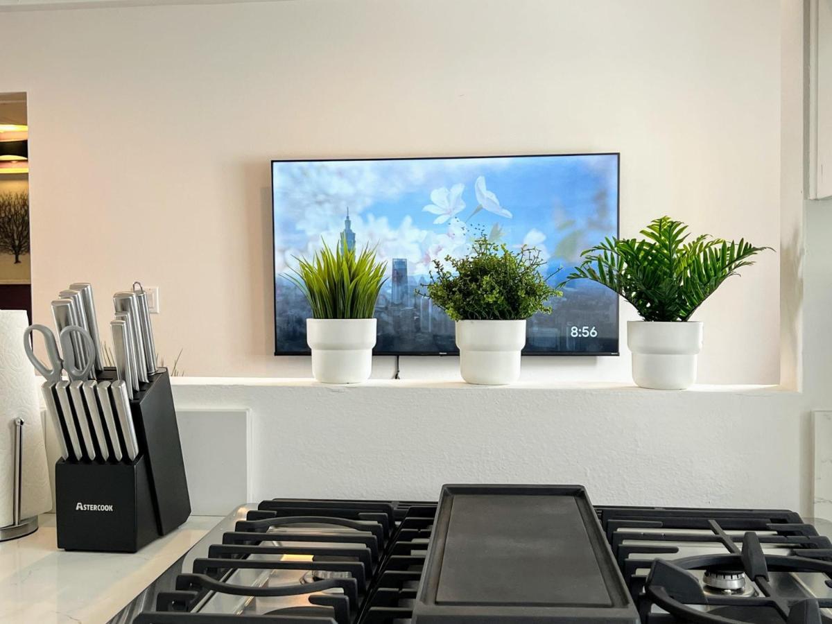 Hollywood Purple Habitat Villa Los Angeles Eksteriør bilde
